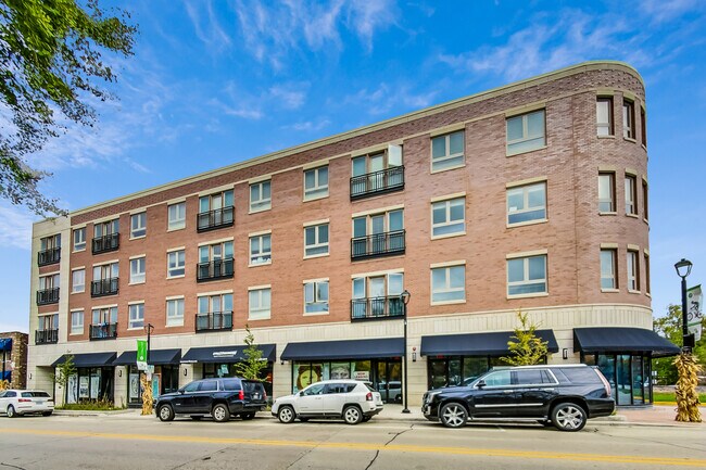 Foto del edificio - 555 Roger Williams Ave