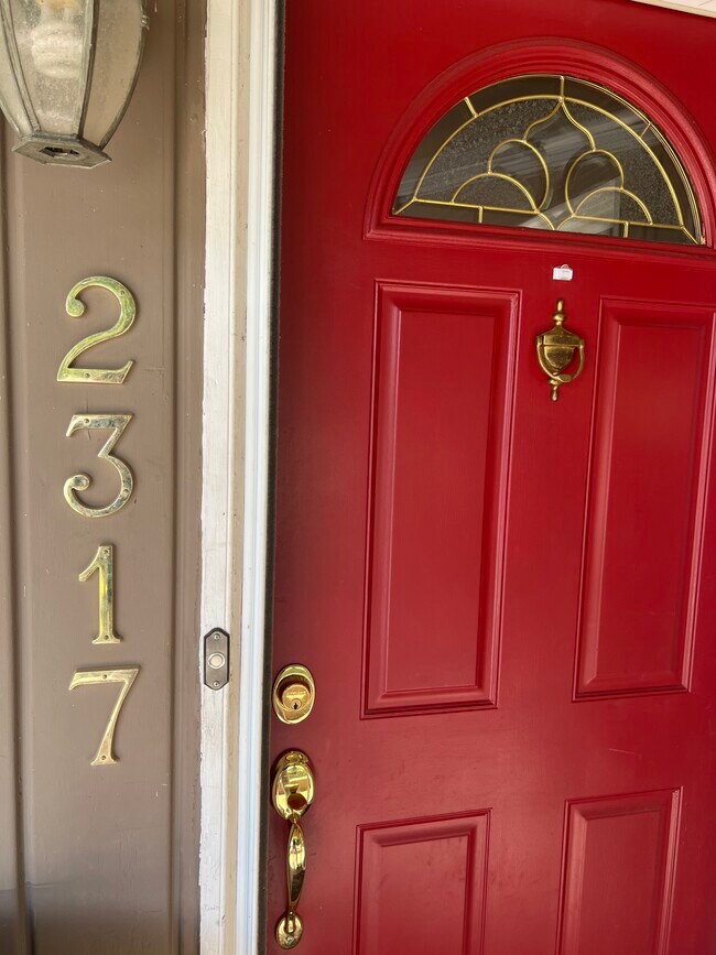 2317 Huntleigh Dr, The Village, OK 73120 House for Rent in The