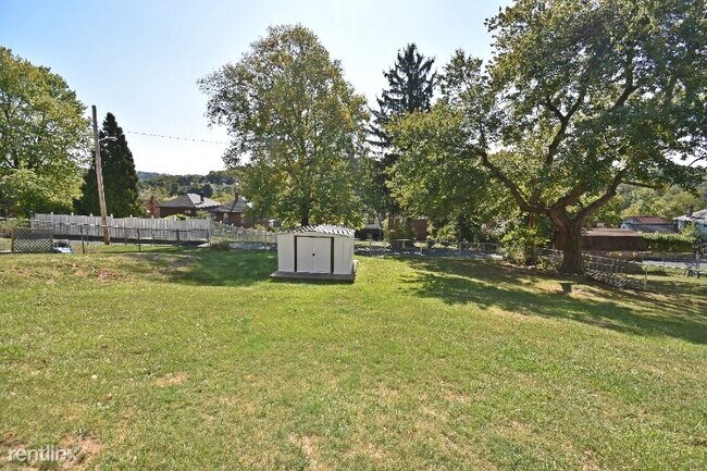 Building Photo - 3 br, 3 bath House - 303 Richfield Street