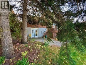 Building Photo - 86 Devonglen Dr