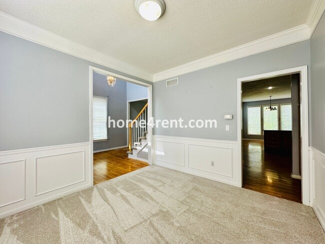 Building Photo - 8102 W 144th Pl