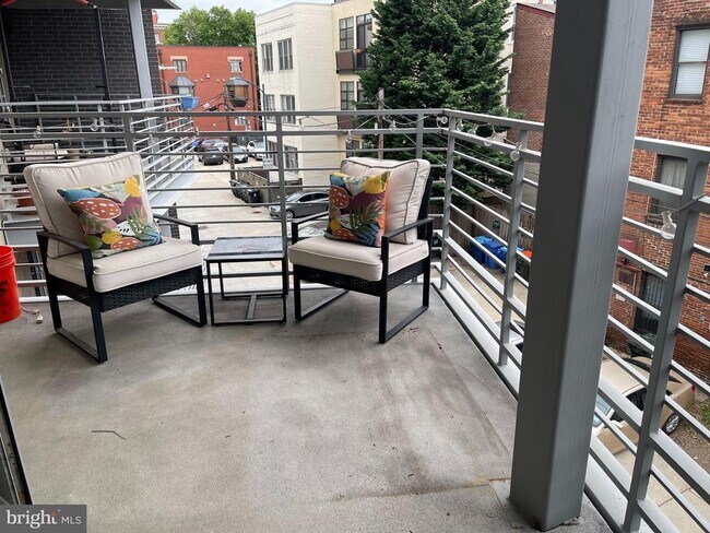 Foto del edificio - 1311 13th St NW