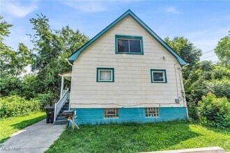 Building Photo - 3571 W 69th St