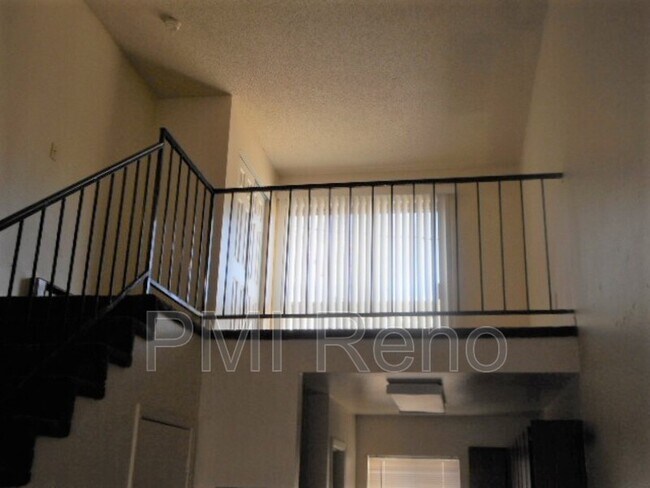 Building Photo - 1340 N Sierra St