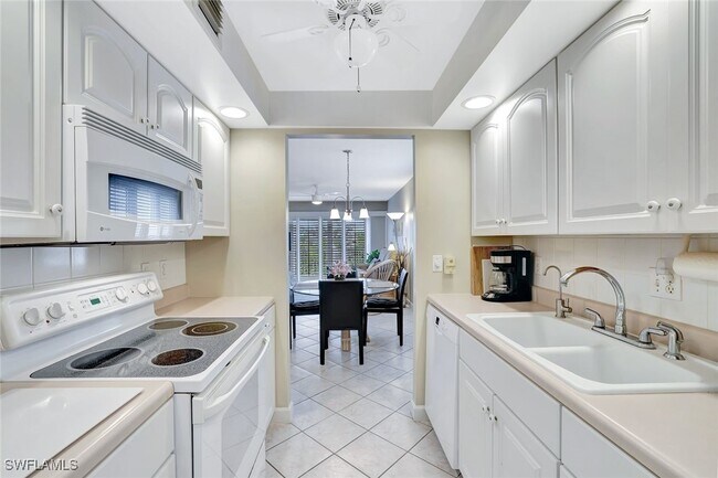 Foto del edificio - 1300 Gulf Shore Blvd N