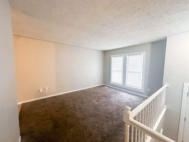 Building Photo - 9408 Big Ben Cir