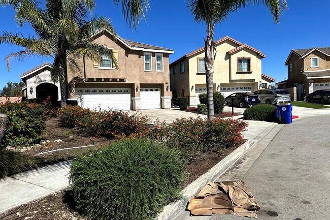 Foto del edificio - 16628 Atlas Ln