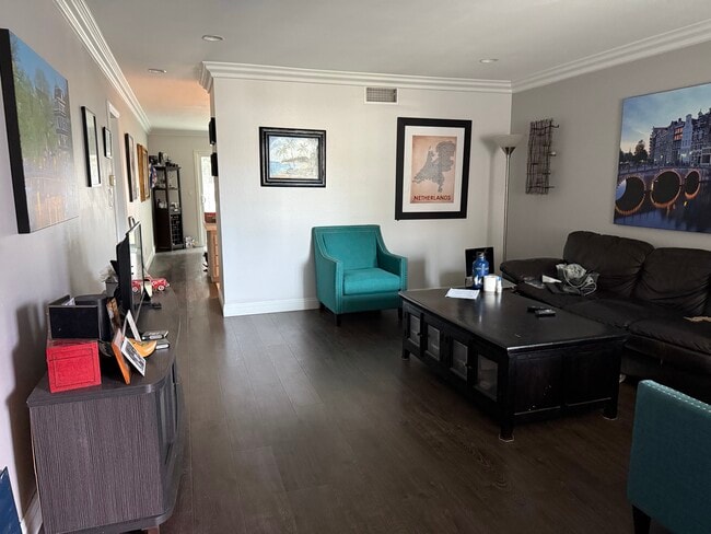 Photo - 2008 E Stearns Ave House