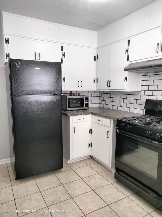 Foto del edificio - 4921 39th St