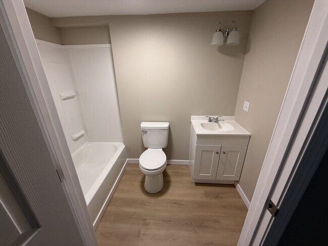 Foto del edificio - 104 Ball St