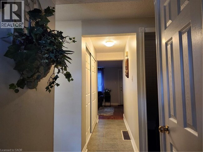 Building Photo - 235 Ferguson Ave