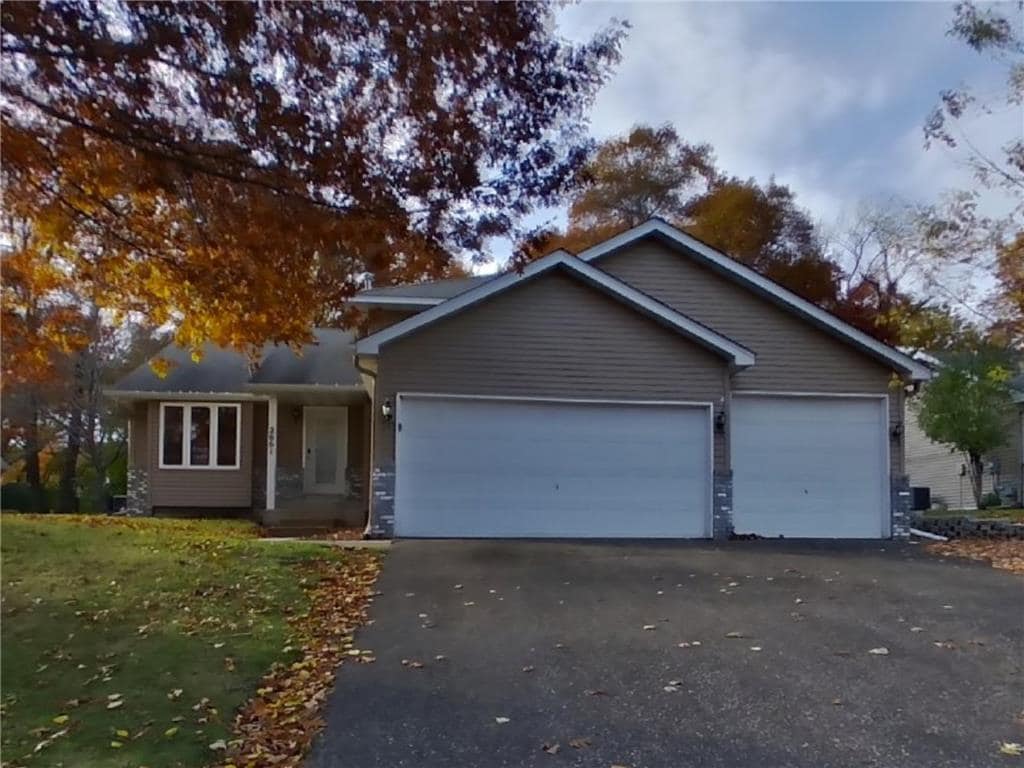 Primary Photo - 2661 Oak Ridge Dr