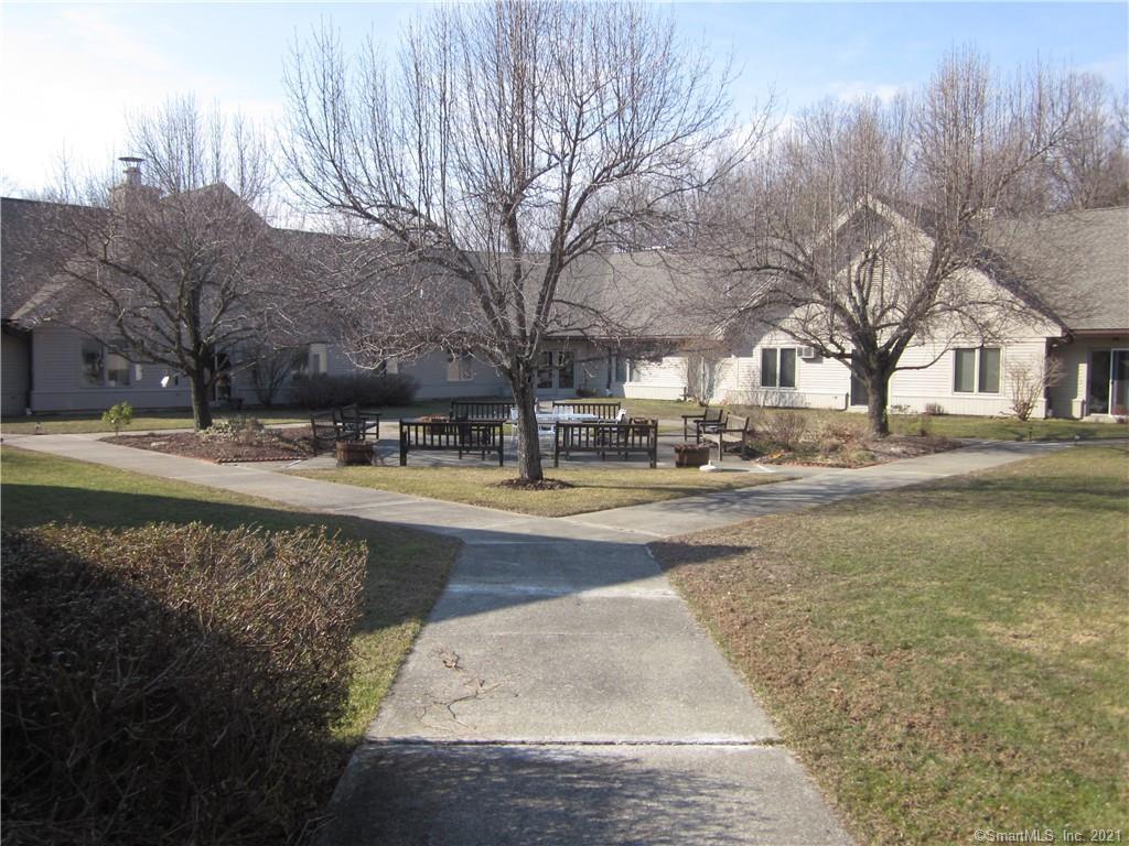Primary Photo - 2 Chestnut Grove