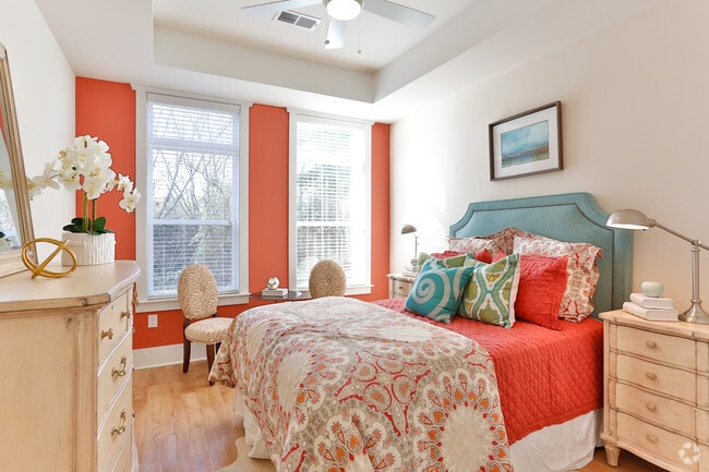 Interior Photo - Holly Crest Apartments