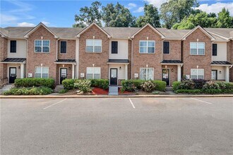 Building Photo - 2827 Creek Bottom Ct