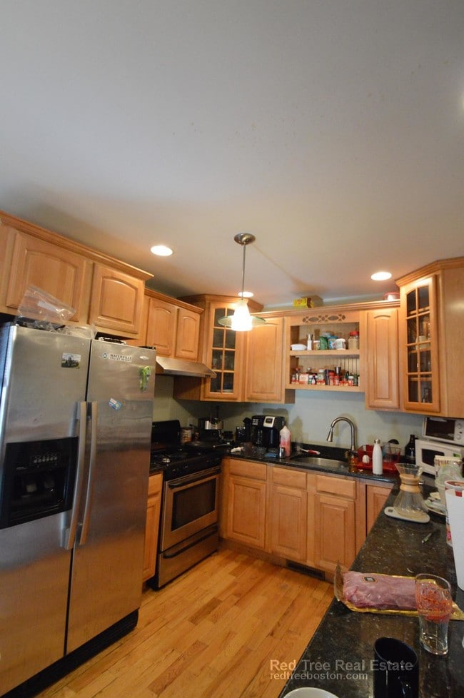 Photo - 21 Dorr St Apartment