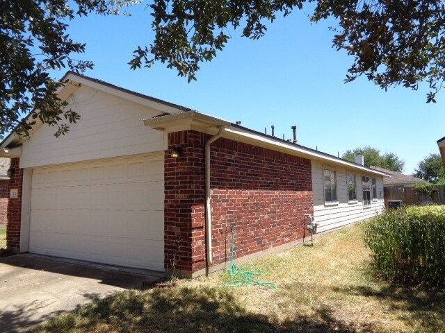 Building Photo - 17323 Indigo Mist Ct