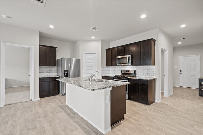 Foto del edificio - 10929 33rd Ave N