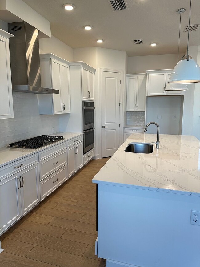 Building Photo - 165 Seabrook Vlg Ave