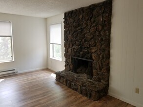 Building Photo - 1544 NW Juniper St