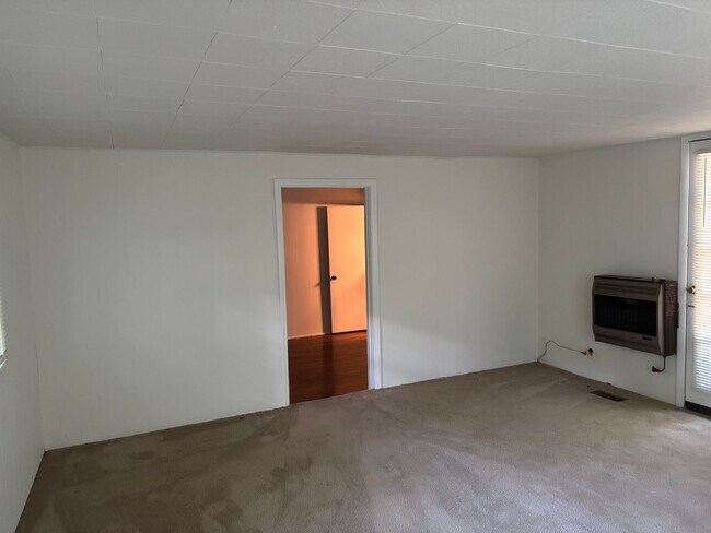 Foto del edificio - 3 Bedroom house newly renovated