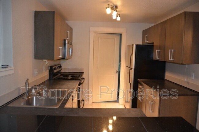 Foto del edificio - 726 Kirkland Cir