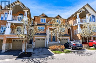 Building Photo - 601 Shoreline Dr