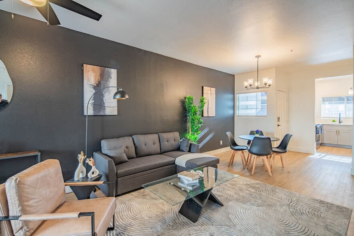 Foto principal - 7900 E Princess Dr