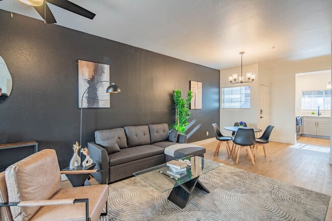 Building Photo - 7900 E Princess Dr