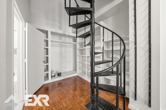 Foto del edificio - 52 E 13th St
