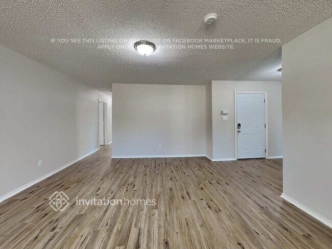 Foto del edificio - 311 Woodard St