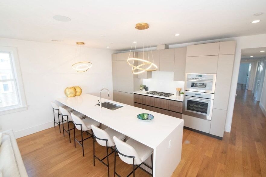 Photo - 726 E 8th Street Unit 3