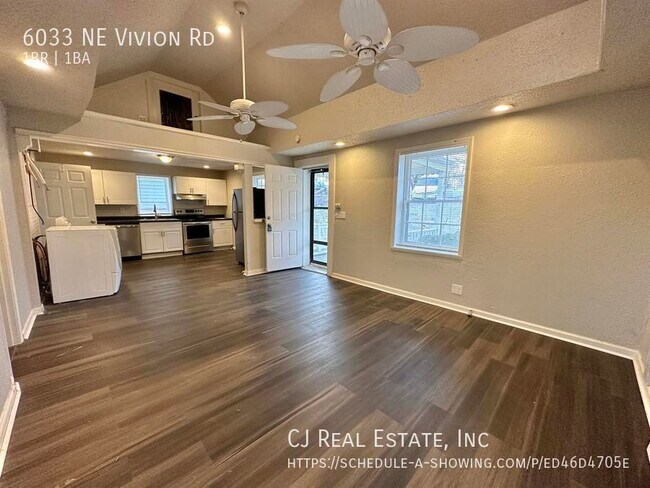 Building Photo - 6033 NE Vivion Rd