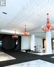 Building Photo - 88 Park Lawn Rd