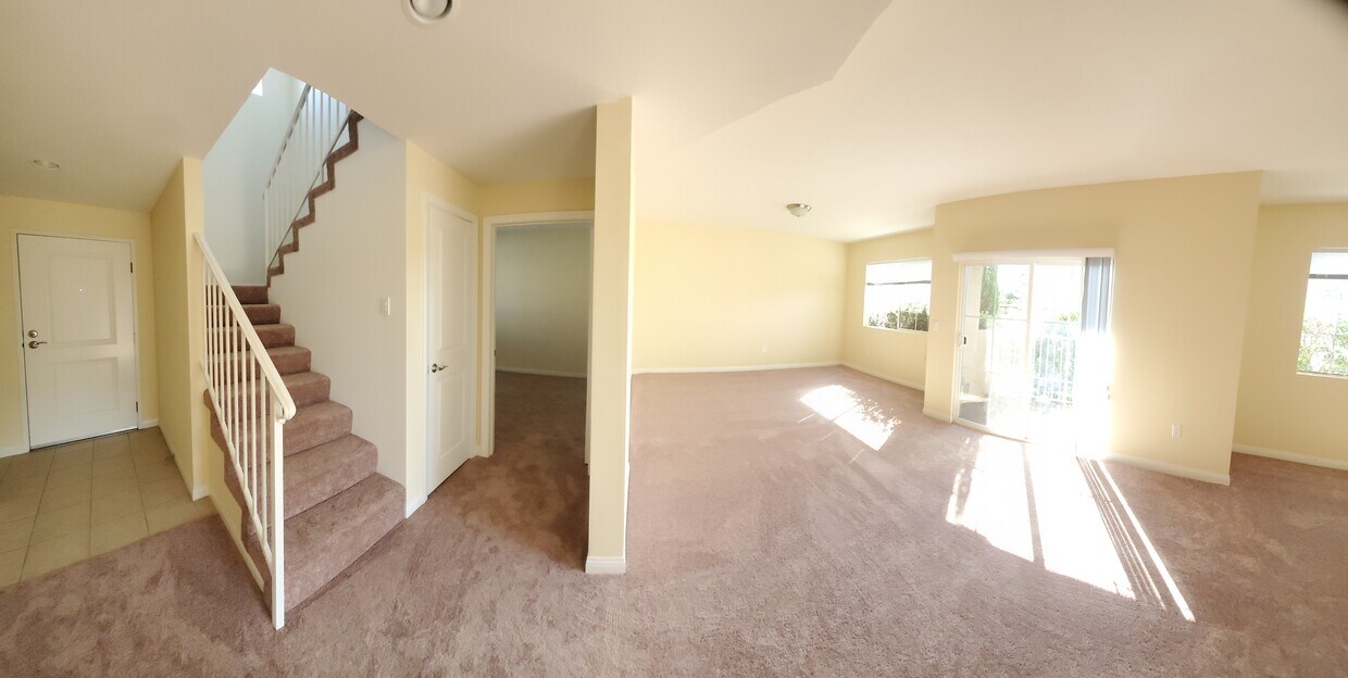 Primary Photo - 9731 Vesper Ave