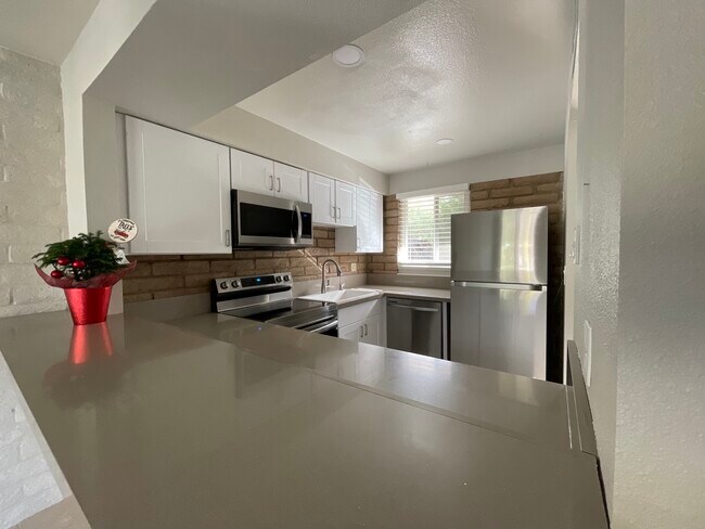 Building Photo - 27250 N 64th St