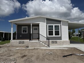 Building Photo - 3055 Lamplighter Dr