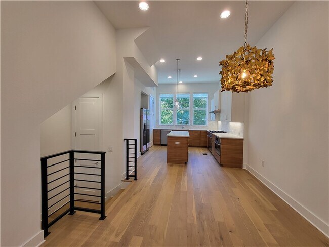 Foto del edificio - 3500 Harmon Ave