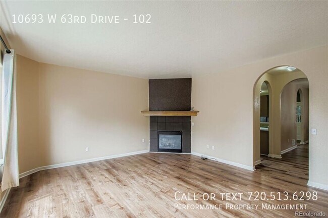 Foto del edificio - 10693 W 63rd Dr