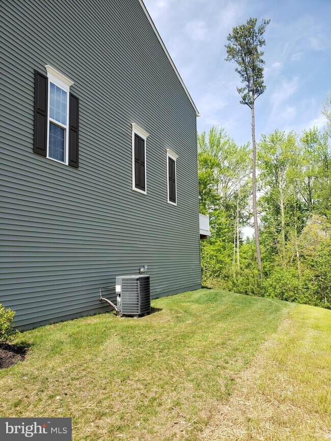 Building Photo - 8624 Wilmore Ln