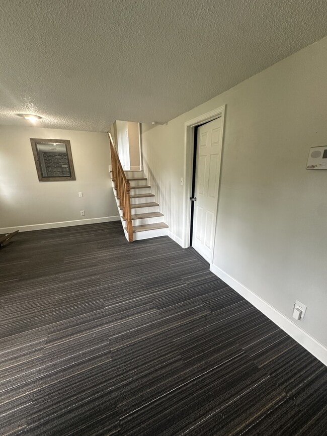 Building Photo - 3161 Cord Cir