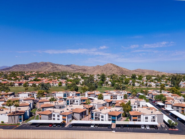 Foto del edificio - The Pointe at South Mountain