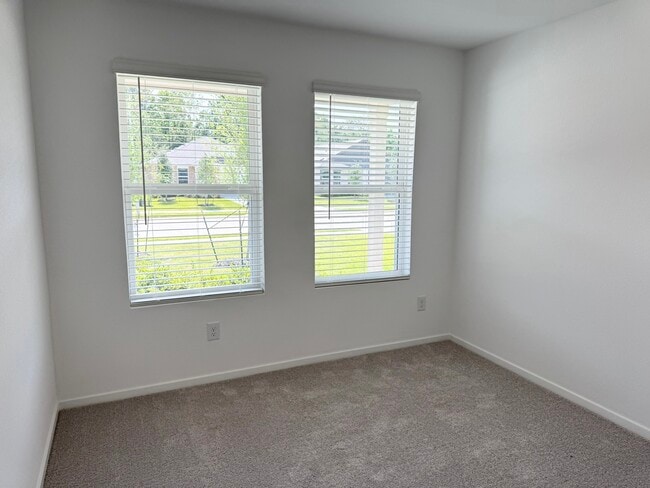 Building Photo - 31516 Pianella Ln