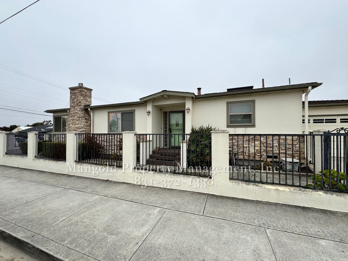 Primary Photo - **$500 Move In Special*** Beautiful Home L...