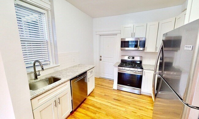 Las imágenes son muestras representativas de la unidad anunciada. En algunos casos, las unidades reales que visita... - 195 Winthrop Rd