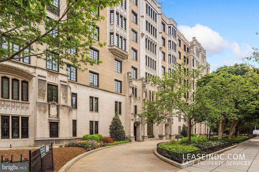 Foto principal - 1701 16th St NW