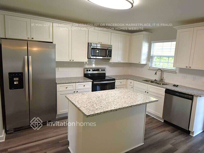 Foto del edificio - 6006 Alyssum Ct