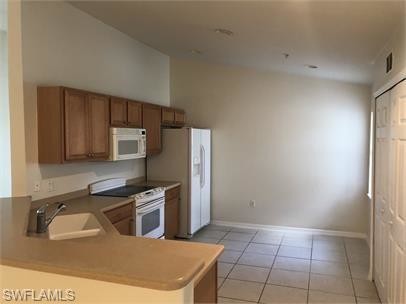 Foto del edificio - 10344 Whispering Palms Dr