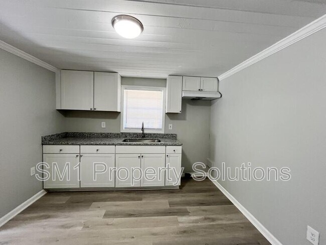 Foto del edificio - 871 W 11th St