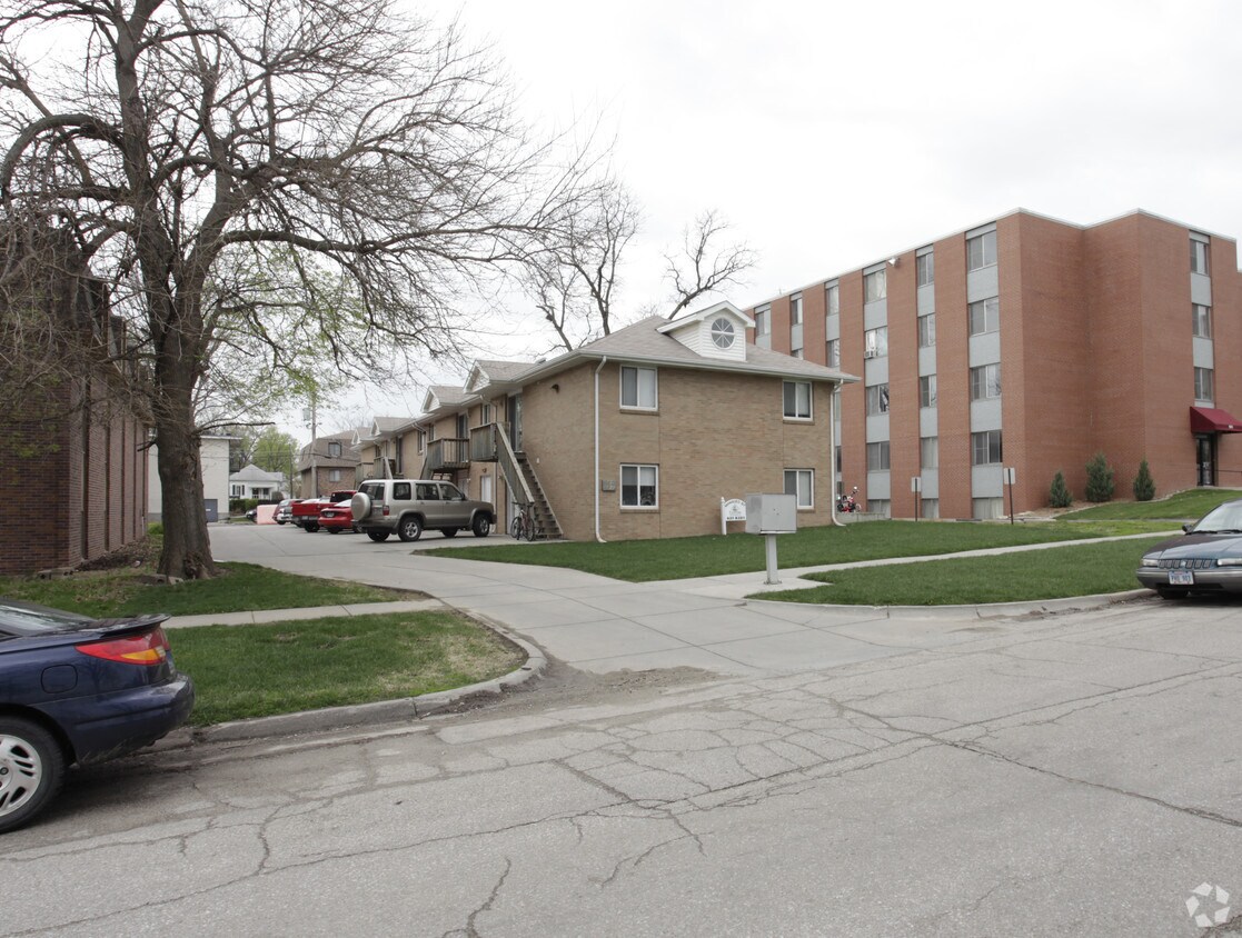 Foto principal - 1827 J St
